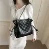 Bolsa de Corrente Rombos Retrô para Mulheres 2026 Nova Tendência Moda Simples Bolsa Tote Grande Capacidade Bolsa de Ombro Transversal