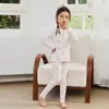 2025 Outono e Inverno Novo Conjunto de Roupa Íntima de Casa Escovada Classe A para Crianças Médias e Grandes, Roupas de Outono para Meninas Japonesas e Coreanas sem Ossos e Calças de Outono