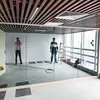 Fornecimento de fábrica vidro de perspectiva unidirecional anti-espião revestimento semitransparente sala de gravação escolar vidro visual unilateral