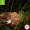 O novo colar de trevo de quatro folhas de moissanita da Yinziyun tem um toque clássico, feito de prata de lei s925, um colar de corrente para a clavícula da sorte