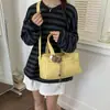Bolso de Gran Capacidad para Mujer 2026 Nueva Moda Primavera Bolso de Mujer con Textura de Moda, Bolso de Hombro y Bolso de Mano Simple y Elegante para Mujer