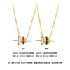 Estilo de Lujo Ligero Vintage Retro de Gama Alta Collar Dorado con Incrustaciones de Diamantes y Piedras Preciosas de Colores Corindón Rojo Zafiro para Realzar la Fortuna y Afinar la Cintura para Mujeres