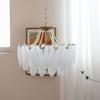 Lámpara de araña de sala de estar de cristal de plumas de lujo ligero de estilo francés posmoderno transfronterizo, lámparas de habitación simples italianas para dormitorio principal, comedor, habitación