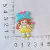 Plástico macio de PVC plástico gota desenho animado menina pequena caixa de armazenamento capa de celular acessórios de cabelo buraco sapatos geladeira copo adesivos acessórios em lote