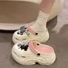 Calzado Exterior Grueso de Dibujos Animados con Suela Gruesa Zapatos Cueva Tacón Súper Alto para Mujer 9.5CM Vestido de Verano Chanclas Baotou de Playa