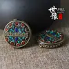 Chaveiro DIY Artesanal Estilo Étnico com Latão Incrustado Escritura Sagrada Contas Nepal Seis Palavras Verdadeiras Nuvem Traseira