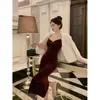 Vestido de Terciopelo de Alta Gama para Mujer, Ropa de Verano, Elegante Vestido Lencero Femenino con Cintura Plisada y Diseño que se Ajusta a la Cadera