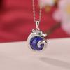 Yilu plata S925 plata esterlina ámbar de sangre lapislázuli colgante de dragón del Zodíaco personalidad retro Dragón Auspicioso colgante de plata