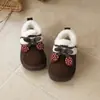 Botas de Nieve Francesas 2026 Invierno Nuevo Estilo Coreano para Niñas Suela Gruesa Cereza Lindas Botas de Algodón Zapatos Grandes de Algodón y Piel