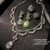Collar de Pétalos de Encaje Gota de Agua Atardecer con Piedras Preciosas Brillantes Aretes de Zirconia en Forma de Lágrima de Vid de Flor Vintage Chapados en Oro de 18 Quilates