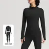 Nuevo conjunto de yoga, traje deportivo, chaqueta de secado rápido, ropa absorbente de sudor con protección solar, pantalones de running y fitness ajustados sin costuras