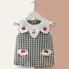 Babero de alimentación para bebés para niñas, sin mangas, impermeable, reversible, elegante babero delantal de alimentación para bebés y niños pequeños