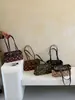 Bolso de lunares estilo coreano, bolso de gran capacidad para llevar bajo el brazo, elegante y único para mujer, adecuado para ir al trabajo, con un toque de alta gama, bolso de hombro para mujer