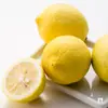 Nuevo Limón Amarillo de Anyue Grado Exportación de Frutas 2.5 kg Frutas Frescas, Recién Cortadas y Remojadas en Agua Rodajas de Limón