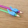 Directo de fábrica silicona estudiantes toman pluma para corregir postura al escribir agarre de pluma set de plumas pequeño delfín enderezador de pluma