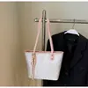 Nova Bolsa Tote Estilo Chinês Estilo Nacional para Mulheres 2026 Nova Moda Tendência Versátil Bolsa de Ombro Nicho Grande Capacidade Bolsa de Axila