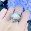 Collar Colgante de Perla Blanca Australiana Estilo Diosa Retro Artístico Anillo de Fritillaria Artificial Traje Bajo Perfil y Noble para Mujer