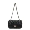 Bolsa feminina transfronteiriça bolsa de corrente com costura matelassê diamante bolsa feminina de design de nicho moderno bolsa de ombro único transversal bolsa quadrada pequena versátil