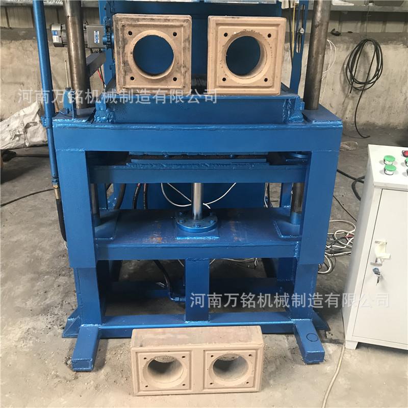 乐高积木粘土砖机双孔互锁砖设备多功能液压粘土砖机2.JPG