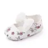 Zapatos para bebé primavera y otoño nuevos para niña con lazo lindos zapatos de princesa boca poco profunda suela de goma zapatos para niño pequeño venta al por mayor 2362