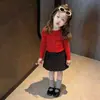 Roupas Infantis Estilo Coreano 2026 Outono Novidades Meninas Vermelho Dopamina Cardigan de Tricô Slim Fit Saia Versátil de Bolinhas