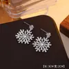 Pendientes de Botón con Diseño de Estrella Hueca y Saturno de Circonita Completa Moda Personalidad Exquisita Lujo Ligero Elegante Versátil Temperamento