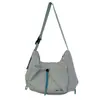 Bolsa Casual de Nylon Leve para Mulheres Estilo Japonês Ins Versátil Grande Capacidade Estudante Trabalho Roupas Transversal Esportiva Bolsa de Ombro