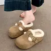 Pantuflas tipo Birkenstock de suela gruesa, forradas de felpa, con cubiertas de felpa en la punta, calzado de exterior para mujer, nuevas botas de nieve de invierno 2026, estilo media pantufla