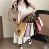 Bolsa de Ombro Estudante Universitário Bolsa de Transporte para Aulas 2025 Bolsa Tote Bolsa de Ombro Feminina Grande Capacidade Estilo Japonês Simples Casual Bolsa Carteiro Bolsa Grande