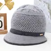 Sombrero para mujer de mediana edad y anciana otoño e invierno gorro de punto con felpa ala ancha gorro de punto para madre mayor protección contra el frío calidez sombrero de algodón