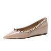 Aumento de Altura Estilo Francés Celebridad de Internet Punto Chic Zapatos de Mujer Puntiagudos con Remaches, Charol, Estilo de Noche, Planos de Suela Suave