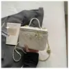 Bolso de mano clásico de moda nuevo estilo Chanel para mujer, bolso de hombro y bandolera de cadena acolchado de lujo ligero