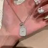 Nova Moda Colar com Pingente Quadrado da Fortuna Esculpido com Diamantes Estilo Chinês Artesanato Antigo Corrente Exquisita para Clavícula