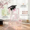 Ornamento de formatura com letra acrílica artística personalizado com nome, decoração comemorativa romântica para a temporada de formaturas de 2026