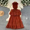 Vestido sin mangas de lujo ligero europeo y americano de alta gama para mujer, verano, cintura fruncida, elegante, nicho, chic y hermoso, vestido largo