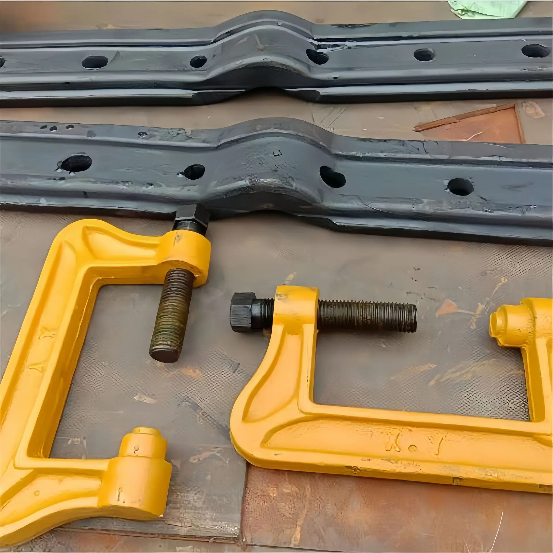 4钢轨急救器.jpg