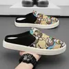 Zapatos Casuales de Color Medio Abiertos 2026 Nuevo Verano Moda Exterior Versátiles Chanclas de Punta Cerrada Chanclas Ligeras Simples Diarias