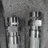Fabricante vende tuberías flexibles a prueba de explosiones de acero inoxidable, tuberías roscadas, tuberías metálicas de conexión flexible suave