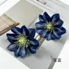 Flores artificiales de rosa silvestre pequeña, flores falsas de tela de seda, accesorios para ropa DIY, materiales para regalos, decoraciones de pared de flores para bodas