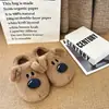 Lindas y divertidas pantuflas de peluche para parejas, nuevo modelo otoño e invierno 2026, pantuflas peludas tipo slip-on de estilo casual para el hogar