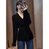 Suéter transfronteiriço falso de duas peças, blusa patchwork para mulheres, espessada para outono e inverno, estilo novo, cobre a barriga, blusa da moda, adequada para mães como camada base
