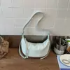 Bolsa Pequena Estilo Coreano em Forma de Lua Crescente, Bolsa de Celular Color-Blocking Elegante e Simples, Nova Bolsa de Ombro Transversal Estilosa para Mulheres Primavera/Verão 2026