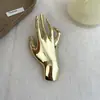 Metal Europeo y Americano Forma de Mano de Palma Estilizado Exagerado Diseño de Nicho Moda Broche de Solapa para Abrigo Traje Accesorios para Hombres y Mujeres