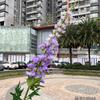 Arreglo de Escena de Flores Artificiales Naturales y Salvajes Estilo Bosque Nuevo, Arte Floral Floral de Flores Artificiales Estilo Bosque Azul Morado Estilo Jardín Venta al por Mayor