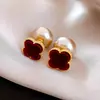 Brincos de Flor Red Velvet com Pérolas Agulha de Prata Estilo Retro Francês Brincos Elegantes Luxo Leve Brincos de Alta Qualidade para Mulheres