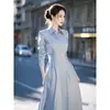 2026 Super Quente Salão Francês Atmosfera de Salão Temperamento de Alta Classe Socialite Estilo Pequeno Chanel Vestido Camisa de Cetim Azul Primavera