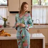 [Edición Flamenco Pedida por el Cliente] Pijama de Seda Helada Estilo Ins para Mujer, Conjunto de Ropa de Casa de Manga Larga de Alta Gama para Mujer, Primavera y Otoño