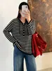 Suéter de tricô listrado com capuz versátil para mulheres plus size 2026 outono casual solto para mulheres plus size