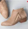 2021 Novas botas femininas com zíper um consignado JGB2019N0009049