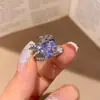 Anillo de amor flor de uva morada estilo coreano nicho alta gama exquisito anillo para el dedo índice temperamento personalidad versátil joyería para la mano mujeres